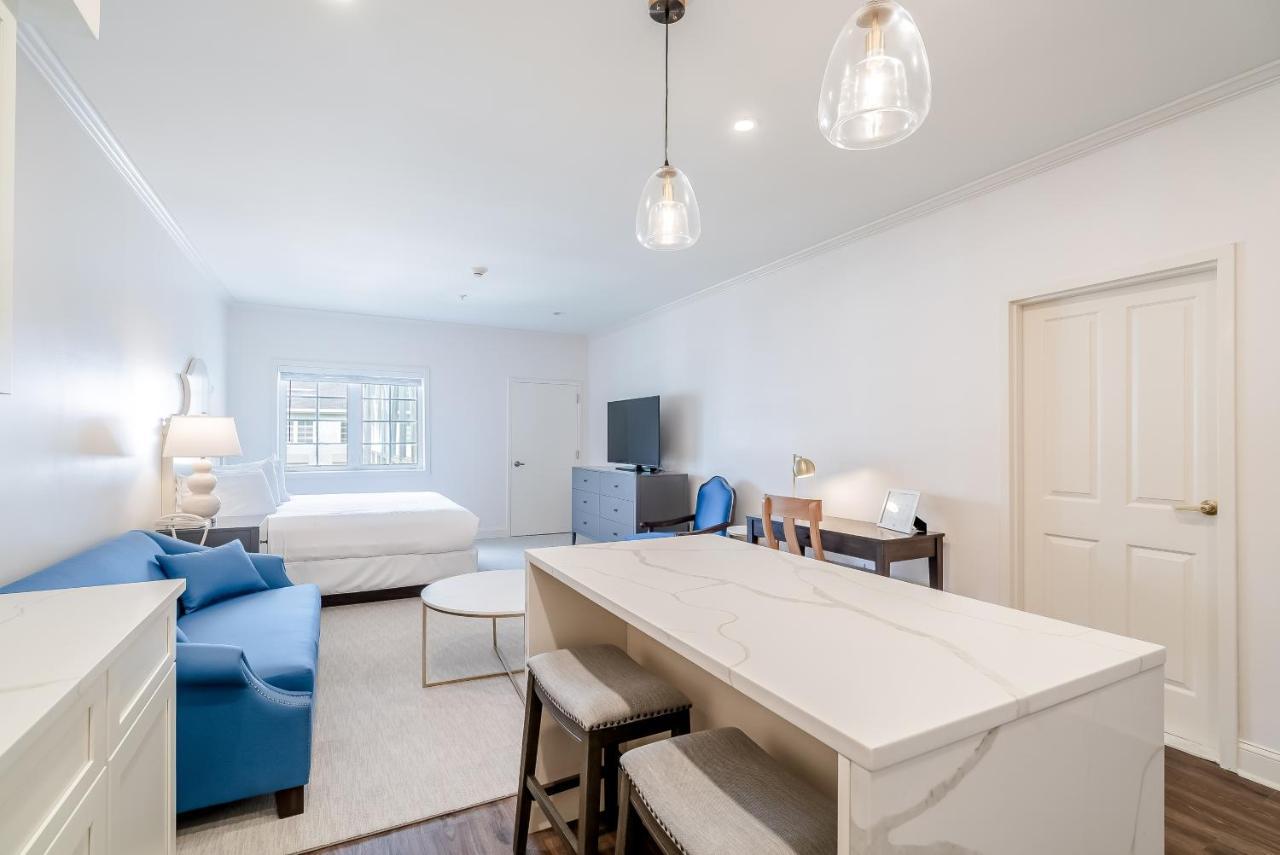 Chateau Renault Egg Harbor City Eksteriør billede